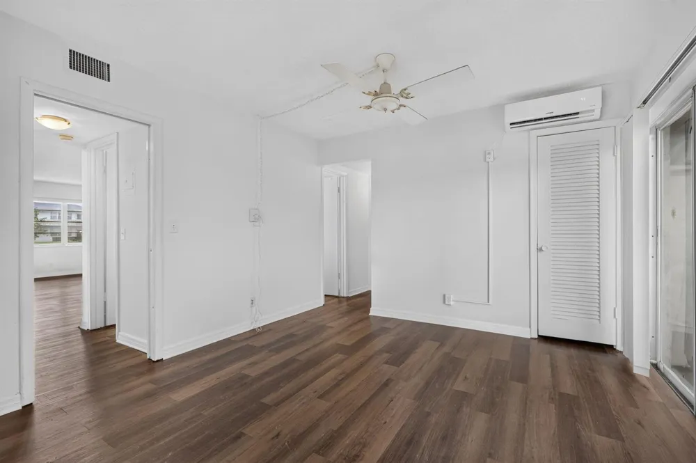 104 E EASTHAMPTON E #1 West Palm Beach, FL 33417