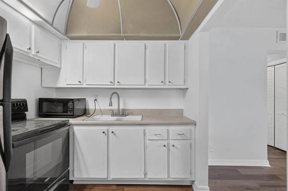 104 E EASTHAMPTON E #1 West Palm Beach, FL 33417