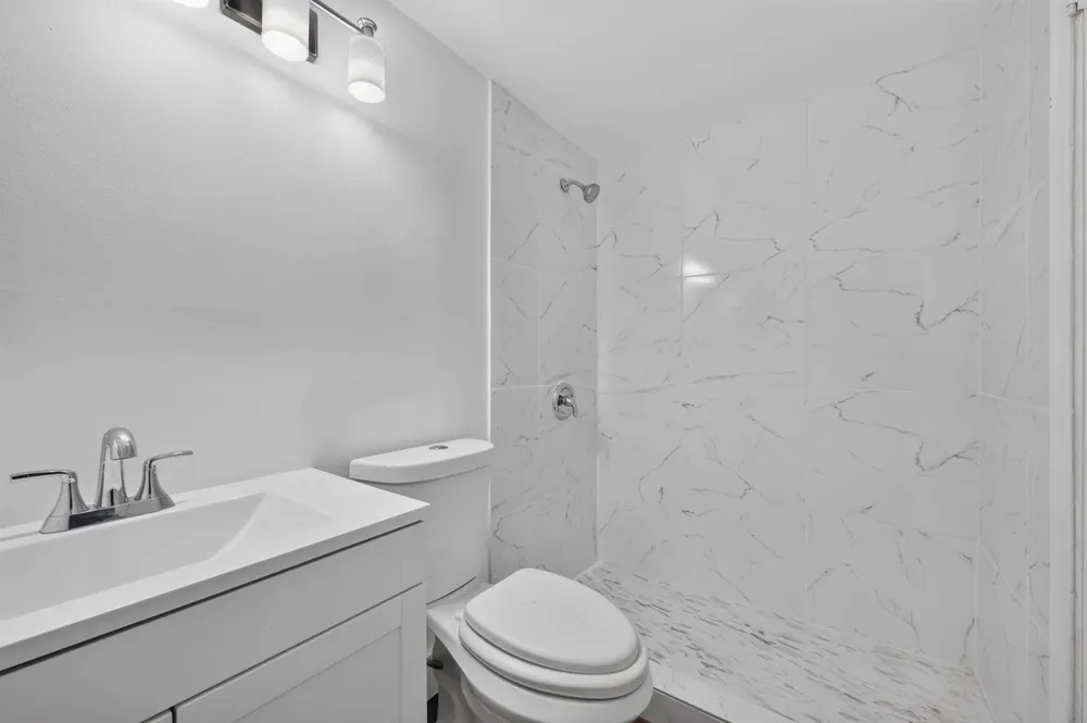 104 E EASTHAMPTON E #1 West Palm Beach, FL 33417
