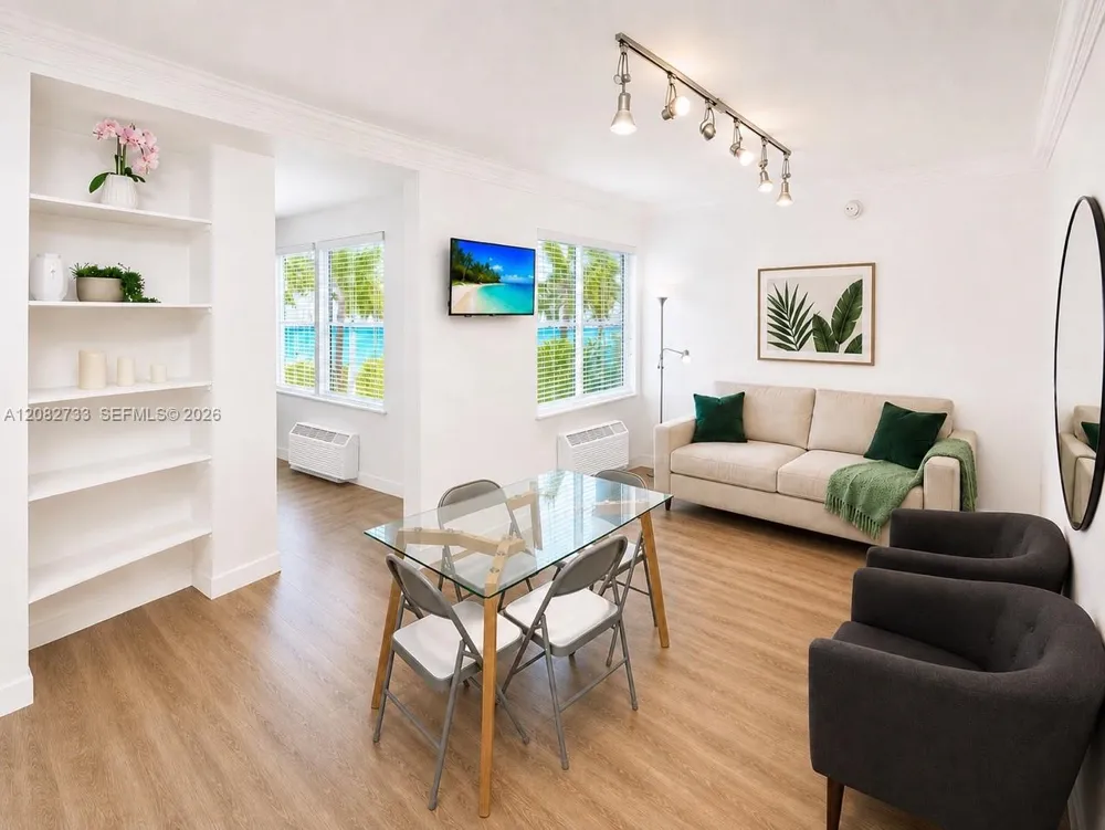 3025 Indian Creek Dr #203 Miami Beach, FL 33140