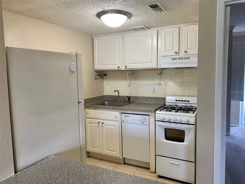 131 WATER FRONT WAY #230 Altamonte Springs, FL 32701