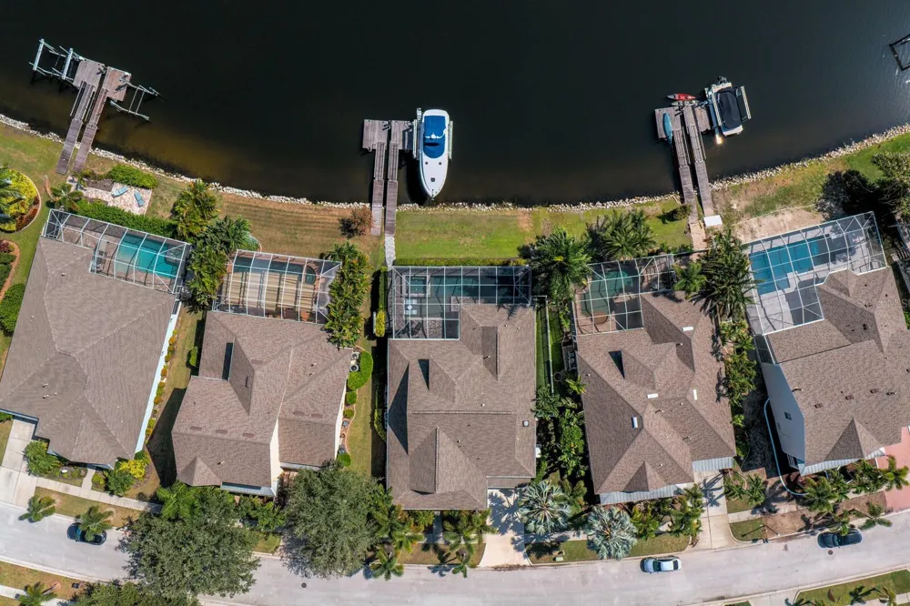 5233 BRIGHTON SHORE DRIVE Apollo Beach, FL 33572