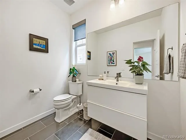 20558 E 49th Drive Denver, CO 80249