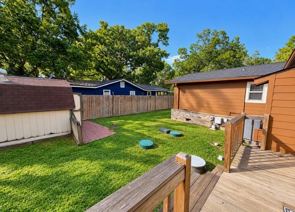 231 Pine Shadows Drive Livingston, TX 77351