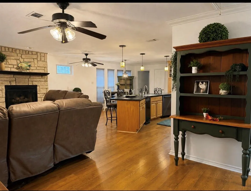 231 Pine Shadows Drive Livingston, TX 77351