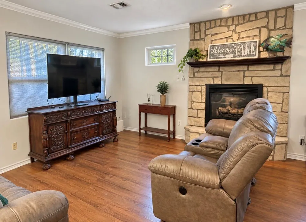 231 Pine Shadows Drive Livingston, TX 77351