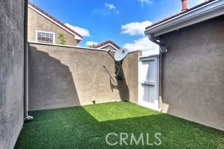 63 Dartmouth Irvine, CA 92612