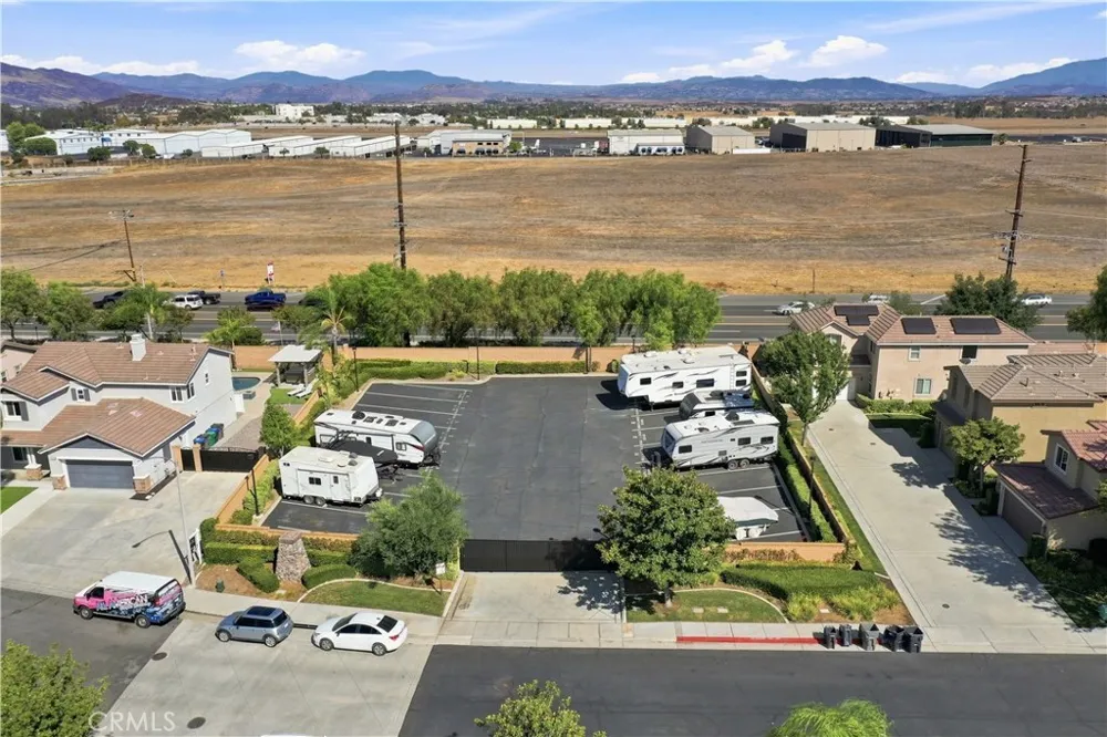 37076 Ascella Lane Murrieta, CA 92563