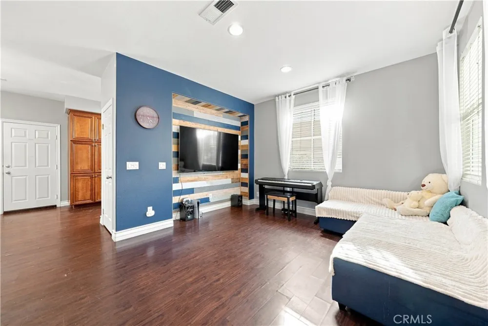 37076 Ascella Lane Murrieta, CA 92563