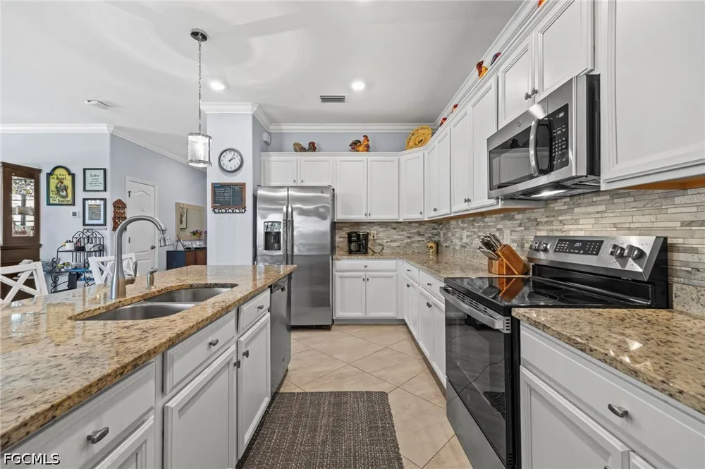 Monrovia Lane Fort Myers, FL 33905