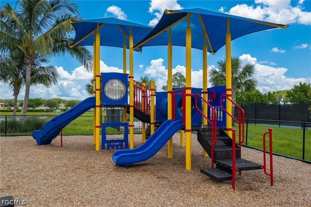 Monrovia Lane Fort Myers, FL 33905