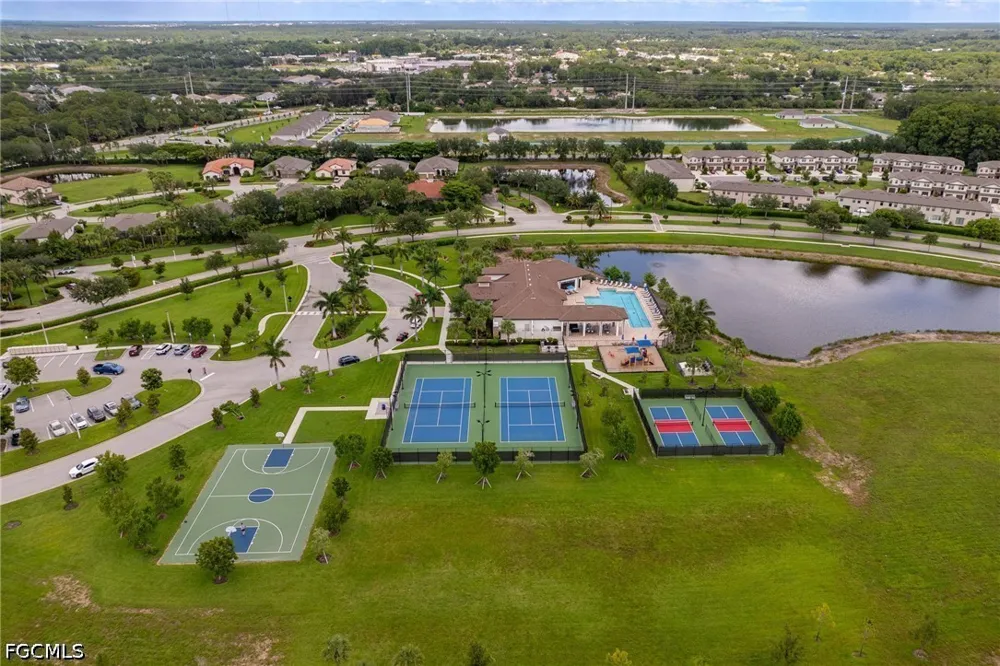 Monrovia Lane Fort Myers, FL 33905