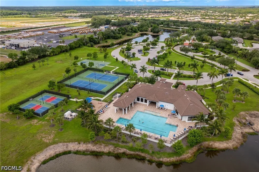 Monrovia Lane Fort Myers, FL 33905