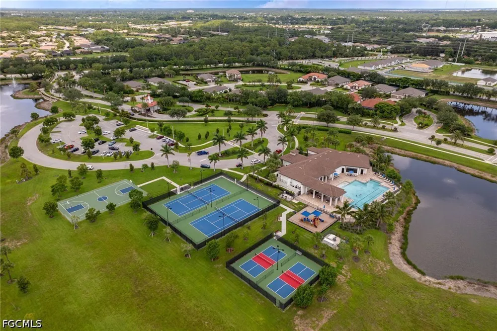 Monrovia Lane Fort Myers, FL 33905