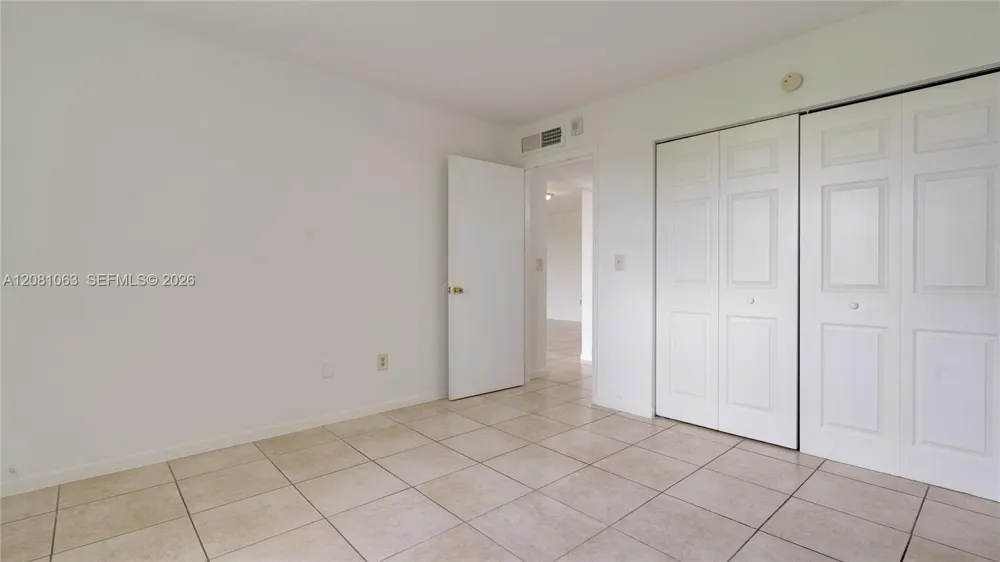 8260 SW 210th St #308 Cutler Bay, FL 33189