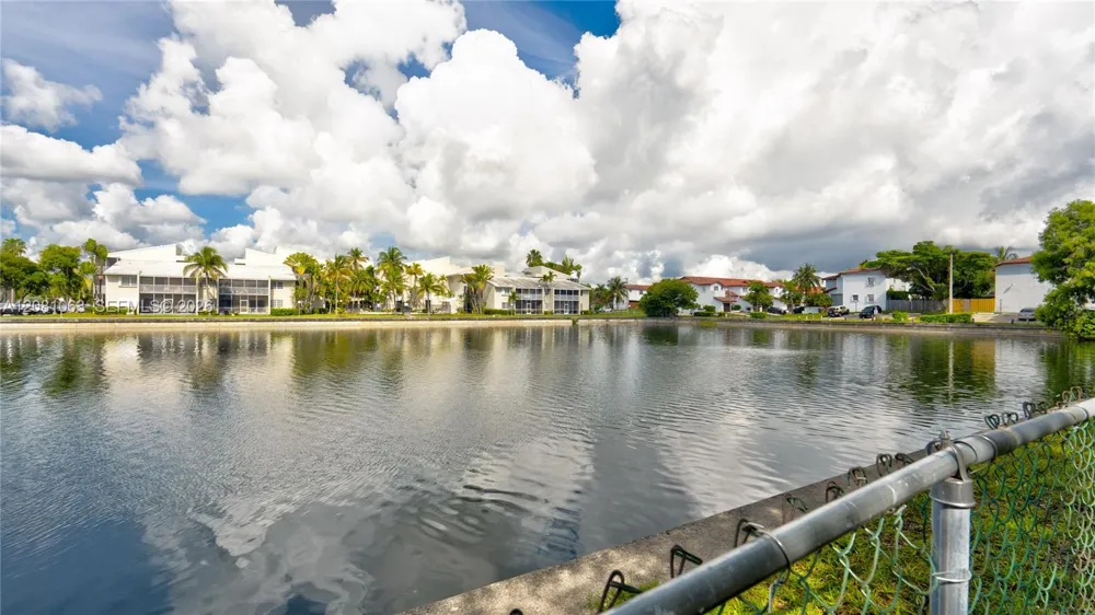 8260 SW 210th St #308 Cutler Bay, FL 33189