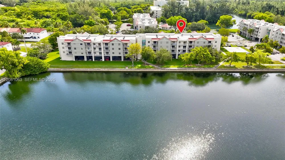 8260 SW 210th St #308 Cutler Bay, FL 33189