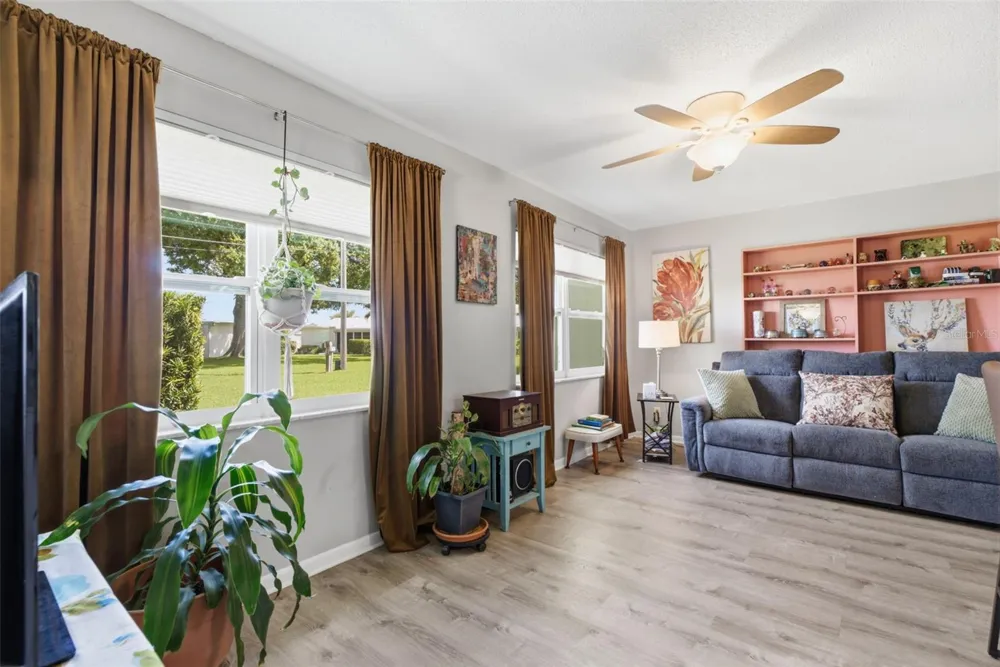 4263 96TH AVENUE Pinellas Park, FL 33782