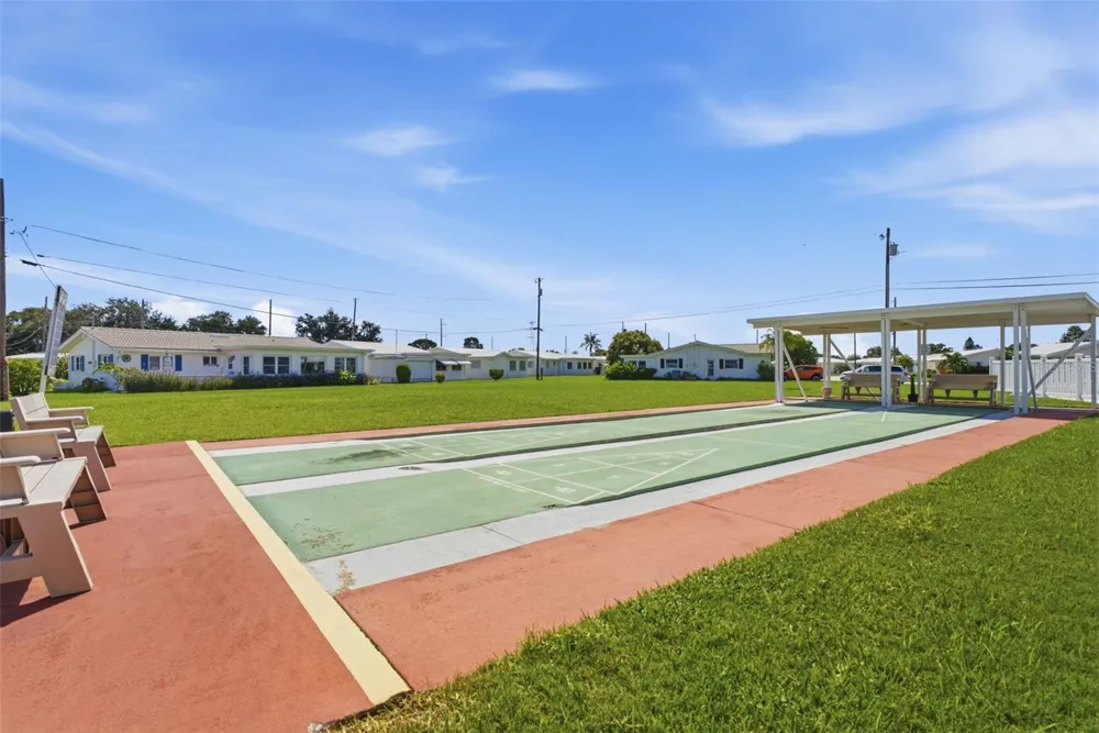 4263 96TH AVENUE Pinellas Park, FL 33782