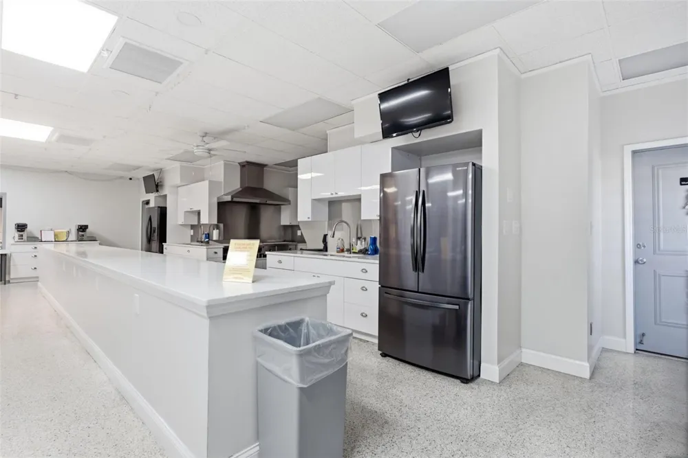 4263 96TH AVENUE Pinellas Park, FL 33782