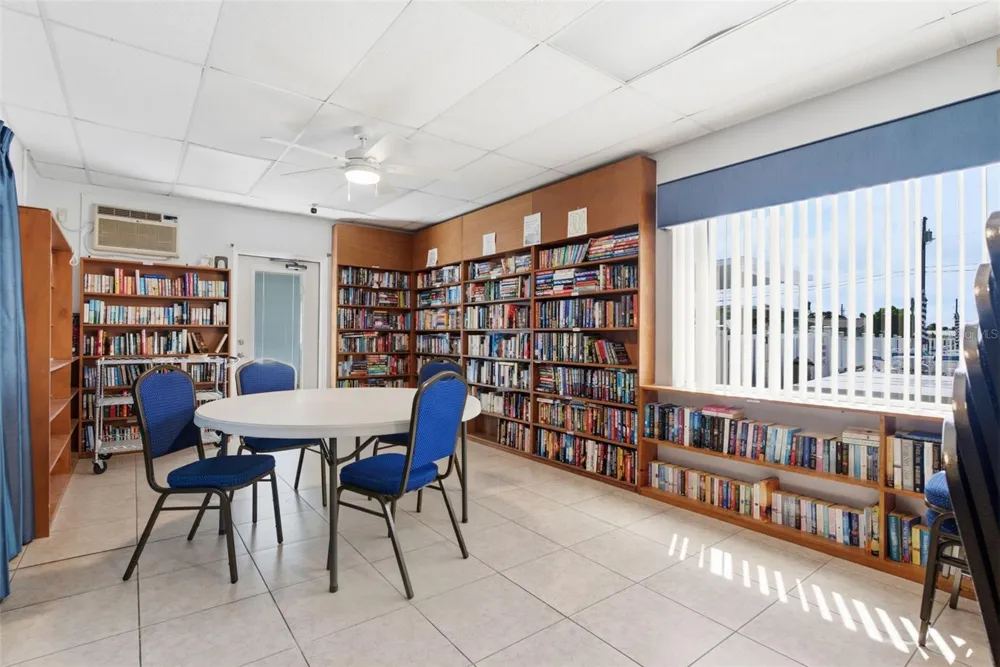4263 96TH AVENUE Pinellas Park, FL 33782