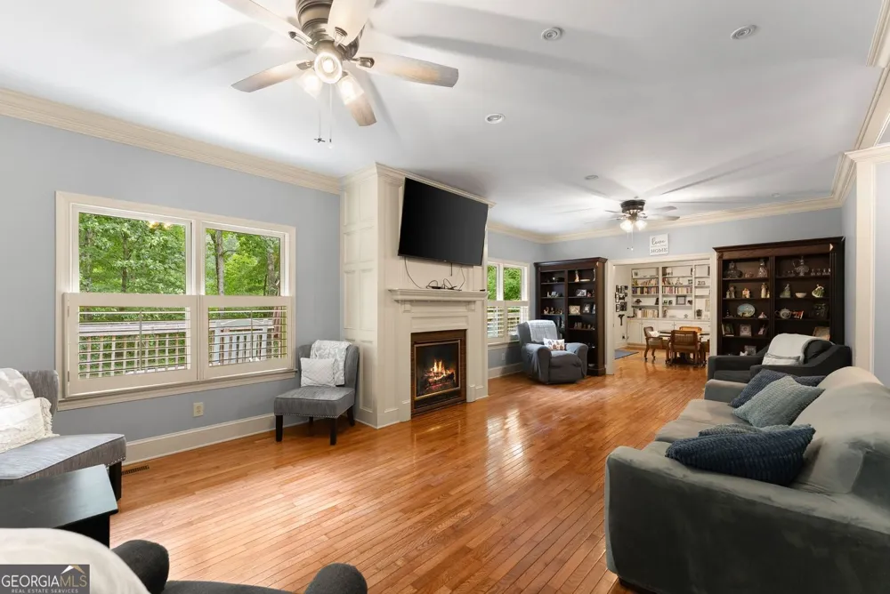 731 Hidden Lakes TRL Jefferson, GA 30549