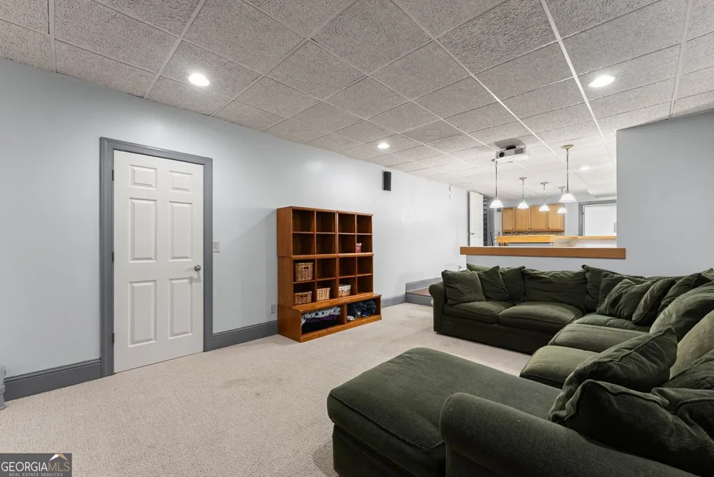731 Hidden Lakes TRL Jefferson, GA 30549