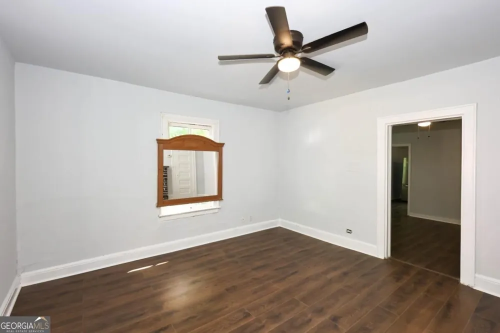 2069 Bolton RD NW Atlanta, GA 30318