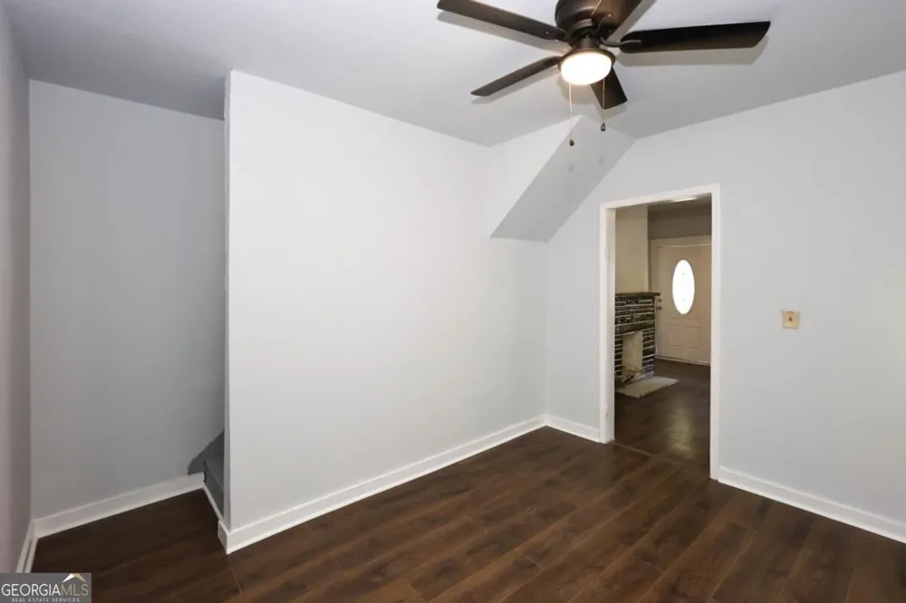 2069 Bolton RD NW Atlanta, GA 30318