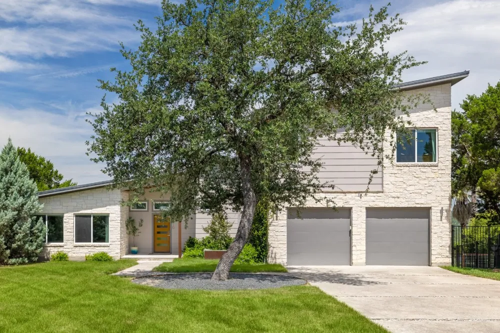 3610 Crosswind Drive Spicewood, TX 78669