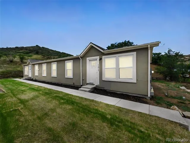 2515 Busch Avenue Colorado Springs, CO 80904