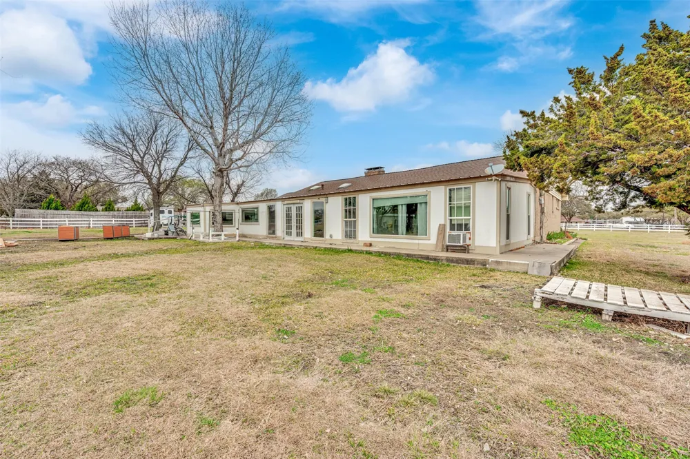 2104 Ponderosa Trail Sachse, TX 75048