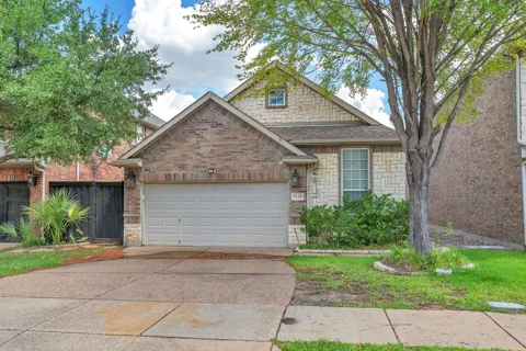 9129 Cottonwood Village Drive
