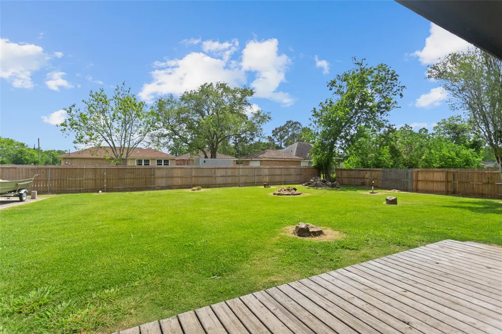 5001 Texas Avenue La Marque, TX 77568