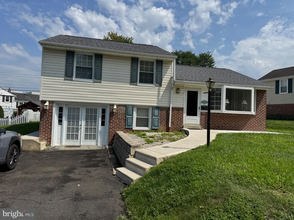 3805 ANDREA ROAD Philadelphia, PA 19154