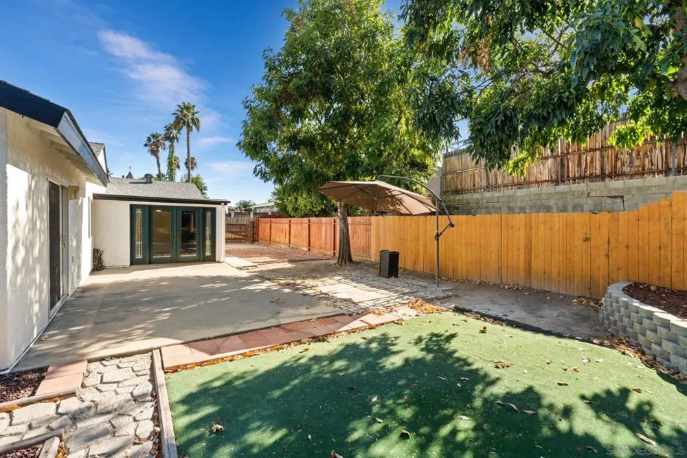 9968 Beck Santee, CA 92071