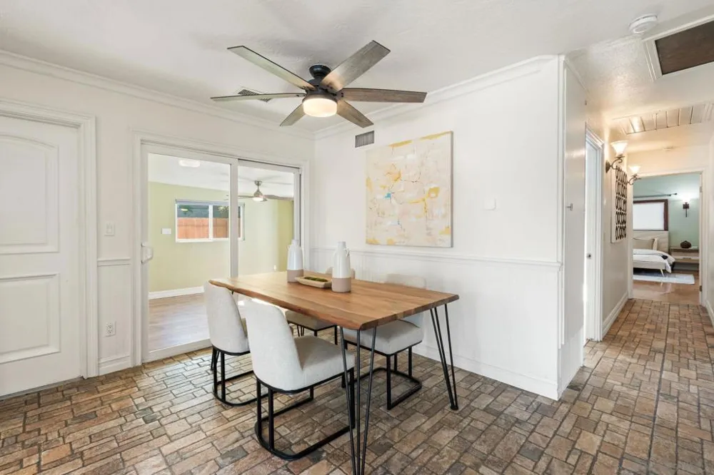 9968 Beck Santee, CA 92071