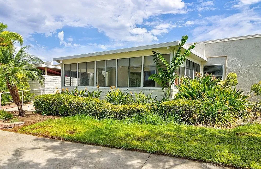 2210 Via Mariposa E #F Laguna Woods, CA 92637