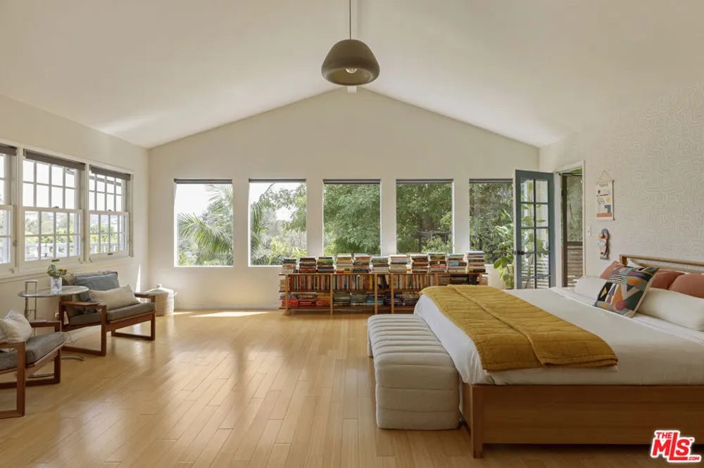 8534 Walnut Drive Los Angeles, CA 90046