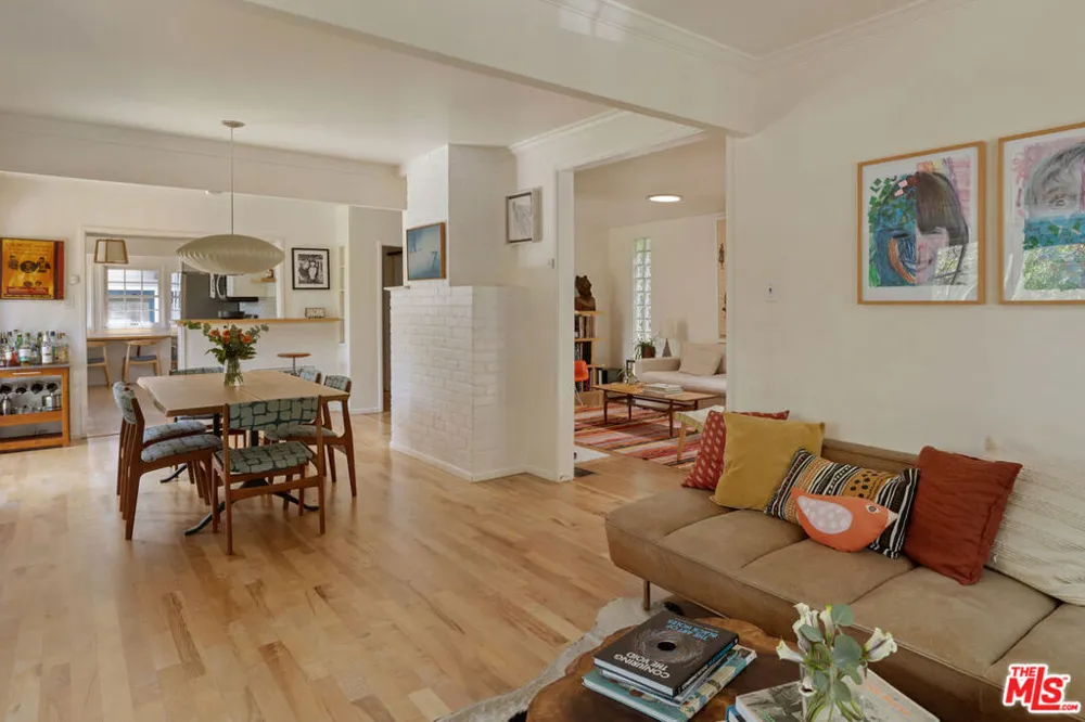 8534 Walnut Drive Los Angeles, CA 90046