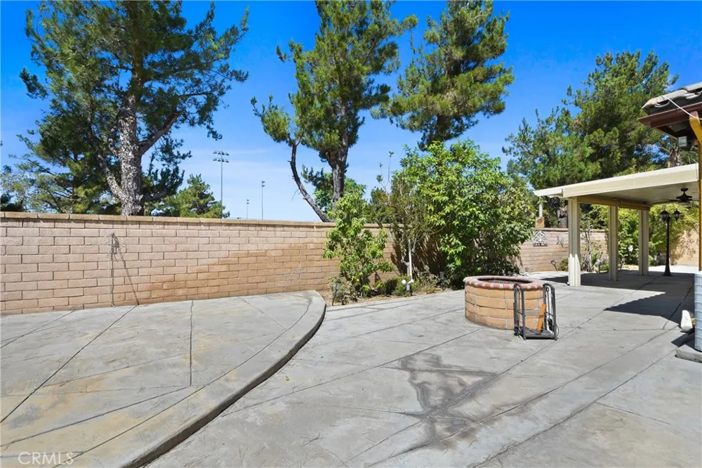 6252 Goldendale Fontana, CA 92336