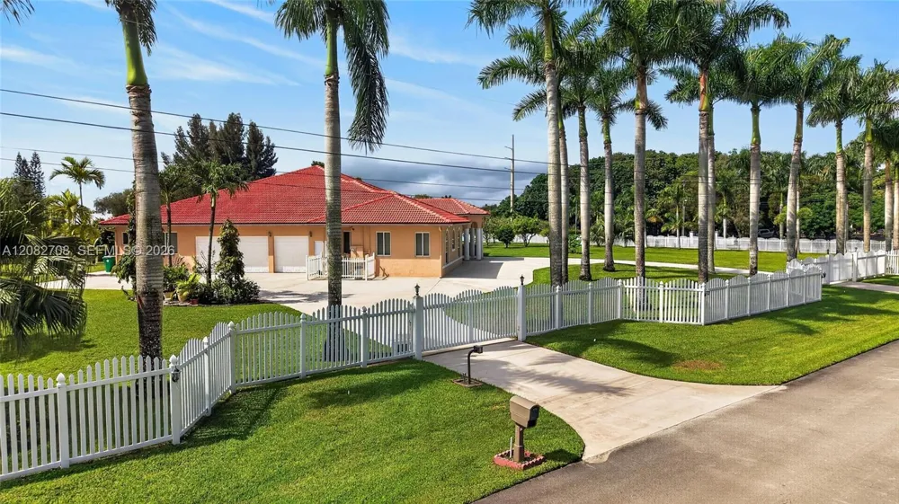 6110 SW 190th Ave Southwest Ranches, FL 33332