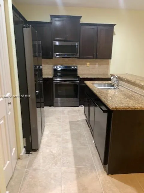 242 SW 7th Ct #242 Pompano Beach, FL 33060