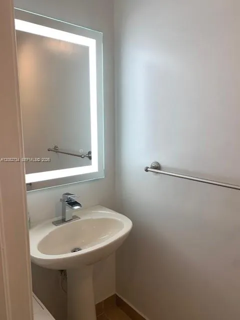 242 SW 7th Ct #242 Pompano Beach, FL 33060