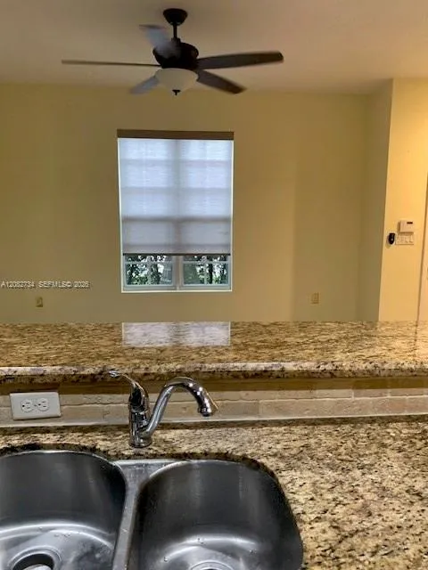 242 SW 7th Ct #242 Pompano Beach, FL 33060