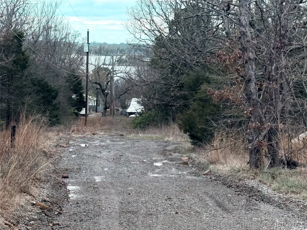 E Davis Street Eufaula, OK 74432