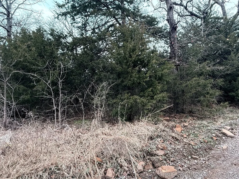 E Davis Street Eufaula, OK 74432