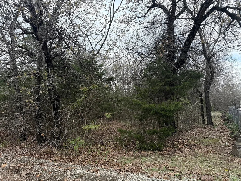 E Davis Street Eufaula, OK 74432