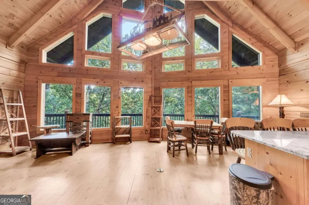 5427 Little River CIR Gainesville, GA 30506