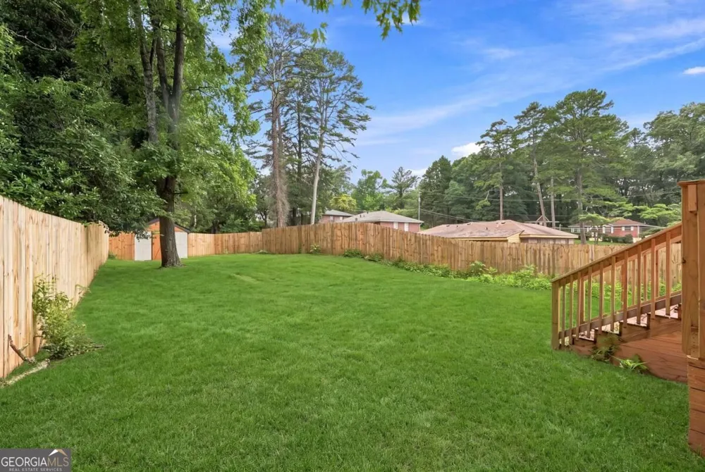 2131 HOLLY HILL DR Decatur, GA 30032